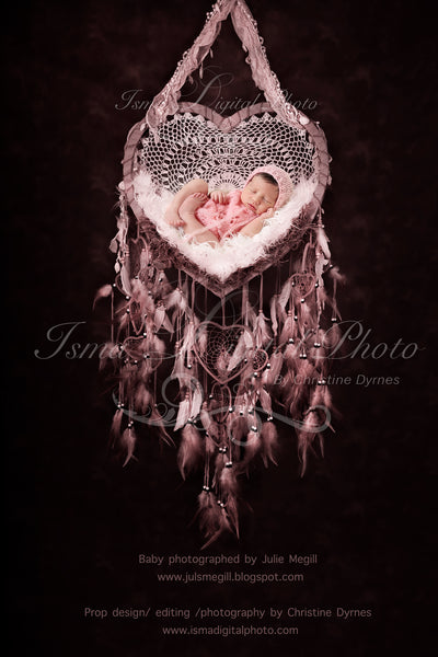 Heart shaped dream catcher - Digital backdrop /background - psd with layers